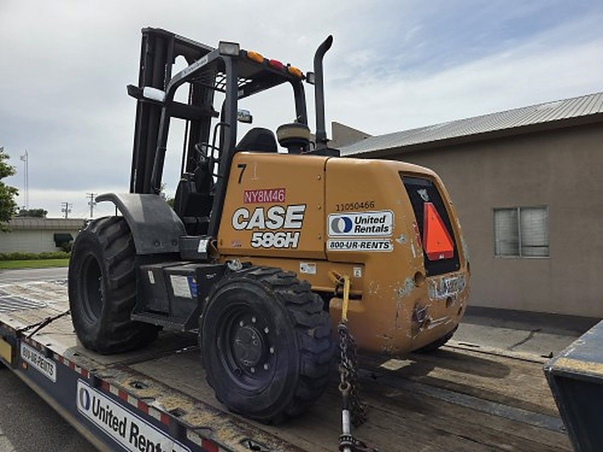 CASE 586H photo 3
