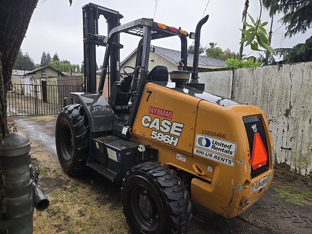 CASE 586H photo 5