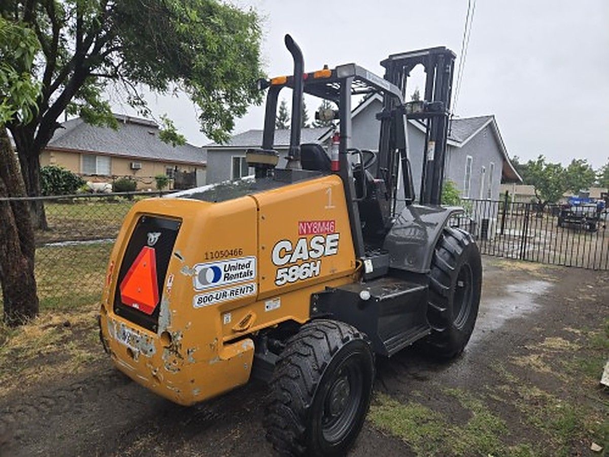 CASE 586H photo 6