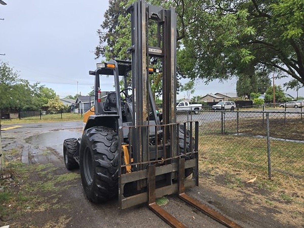 CASE 586H photo 9