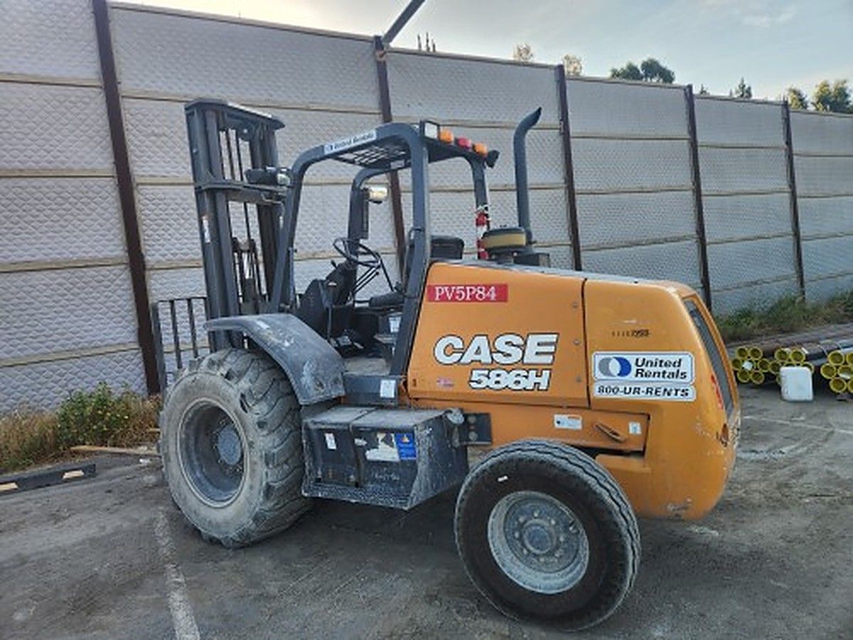 CASE 586H photo 5