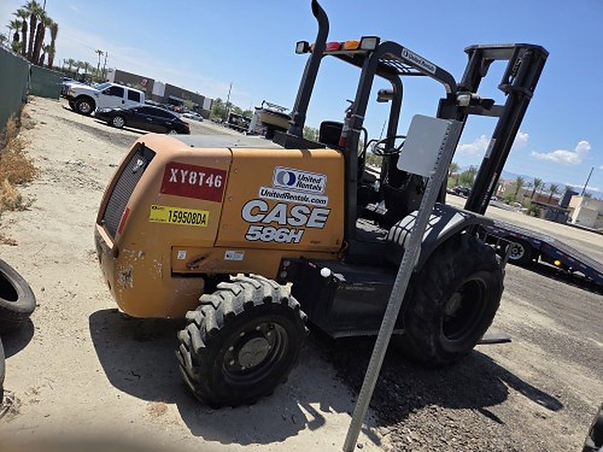 CASE 586H photo 6