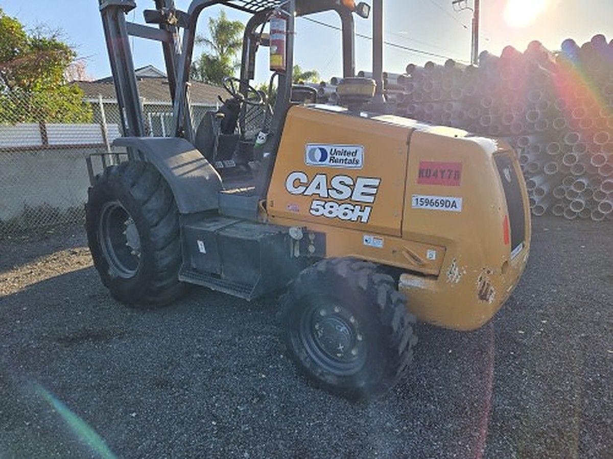 CASE 586H photo 2