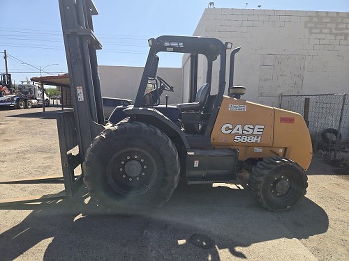 CASE 588H photo 2