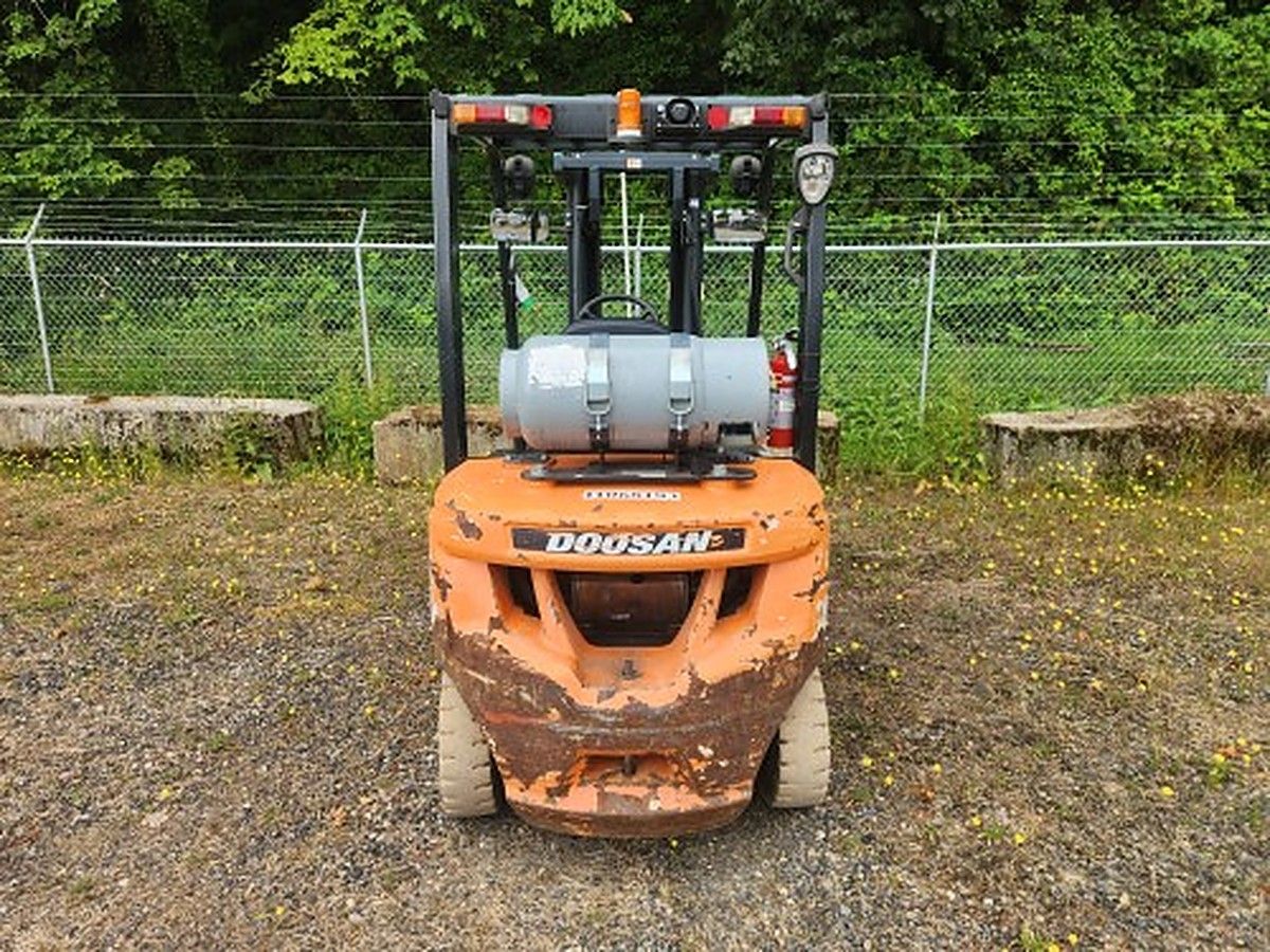 DOOSAN G25N-7DF photo 19