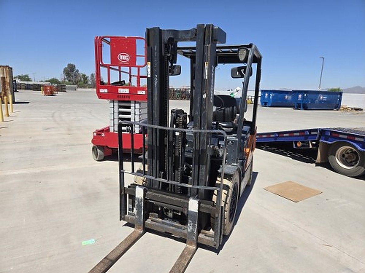 DOOSAN G25N-7DF photo 4
