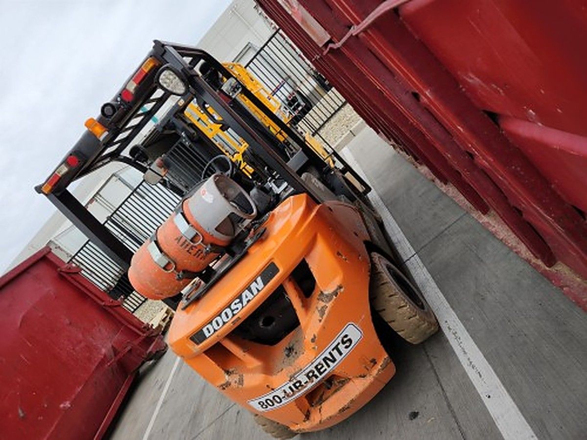 DOOSAN G25N-7DF photo 4