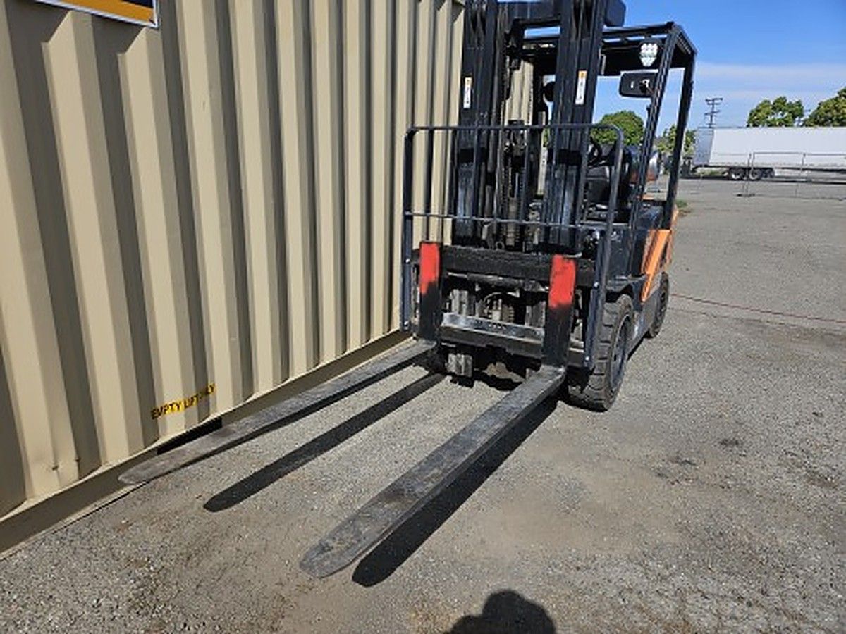 DOOSAN G30N-7 LP photo 6