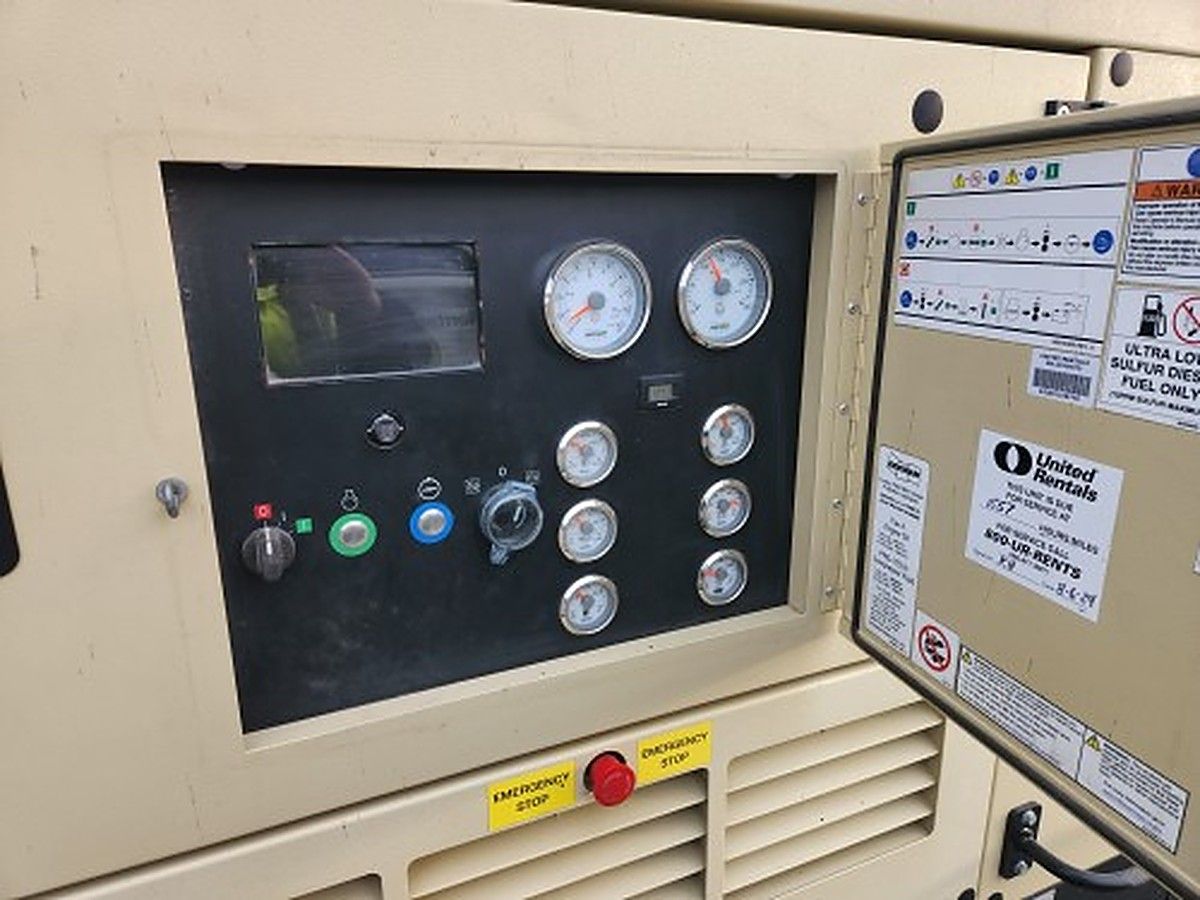 DOOSAN HP915WCU-T4F photo 2