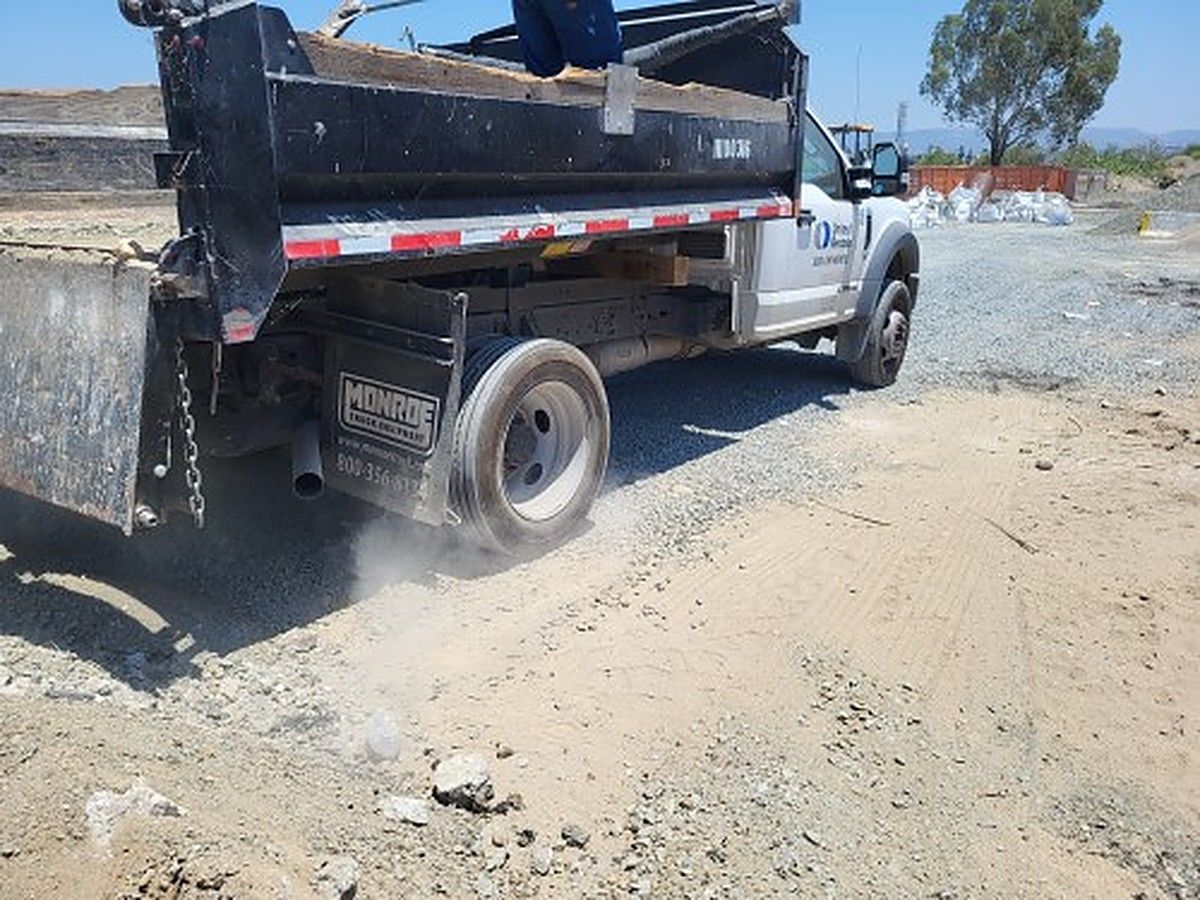 FORD F-550 DUMP photo 6