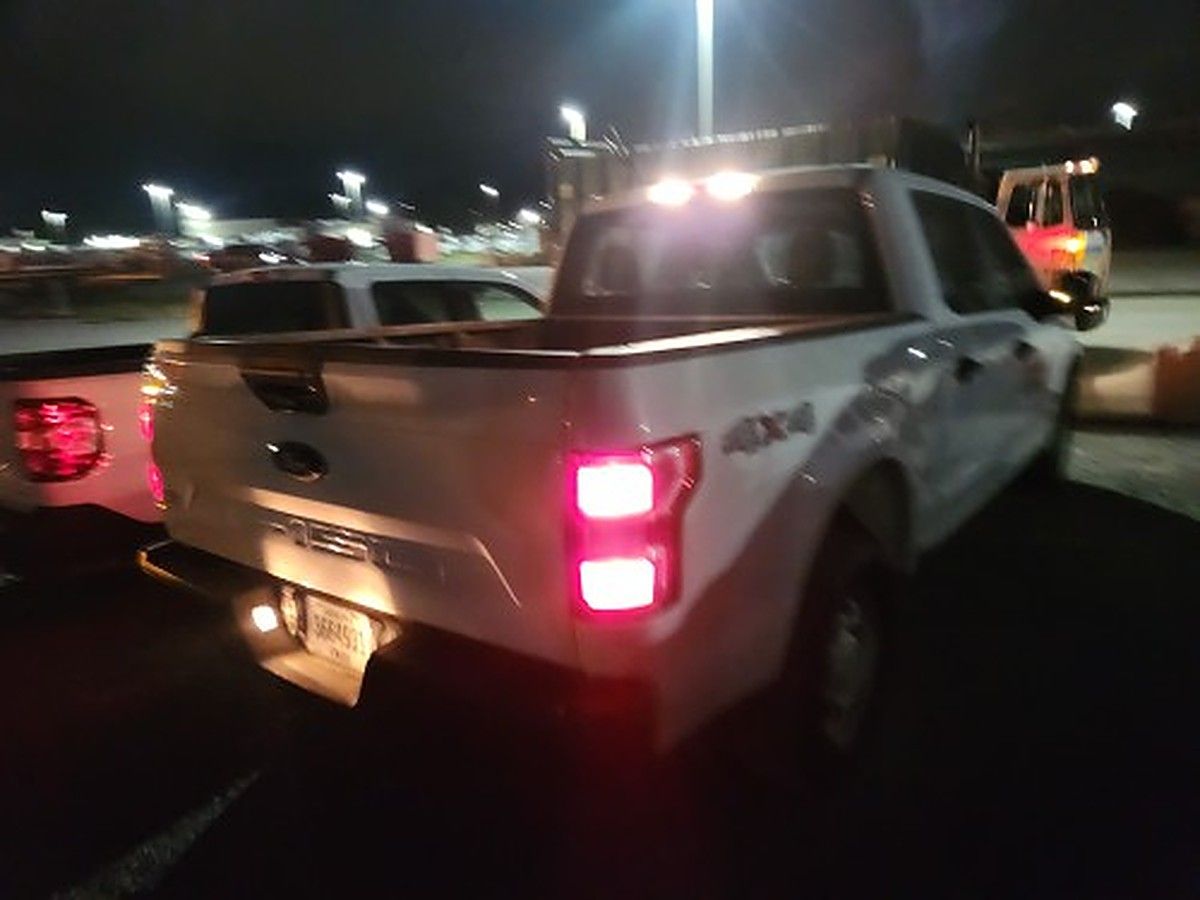 FORD F150CREWXLG4WD photo 2