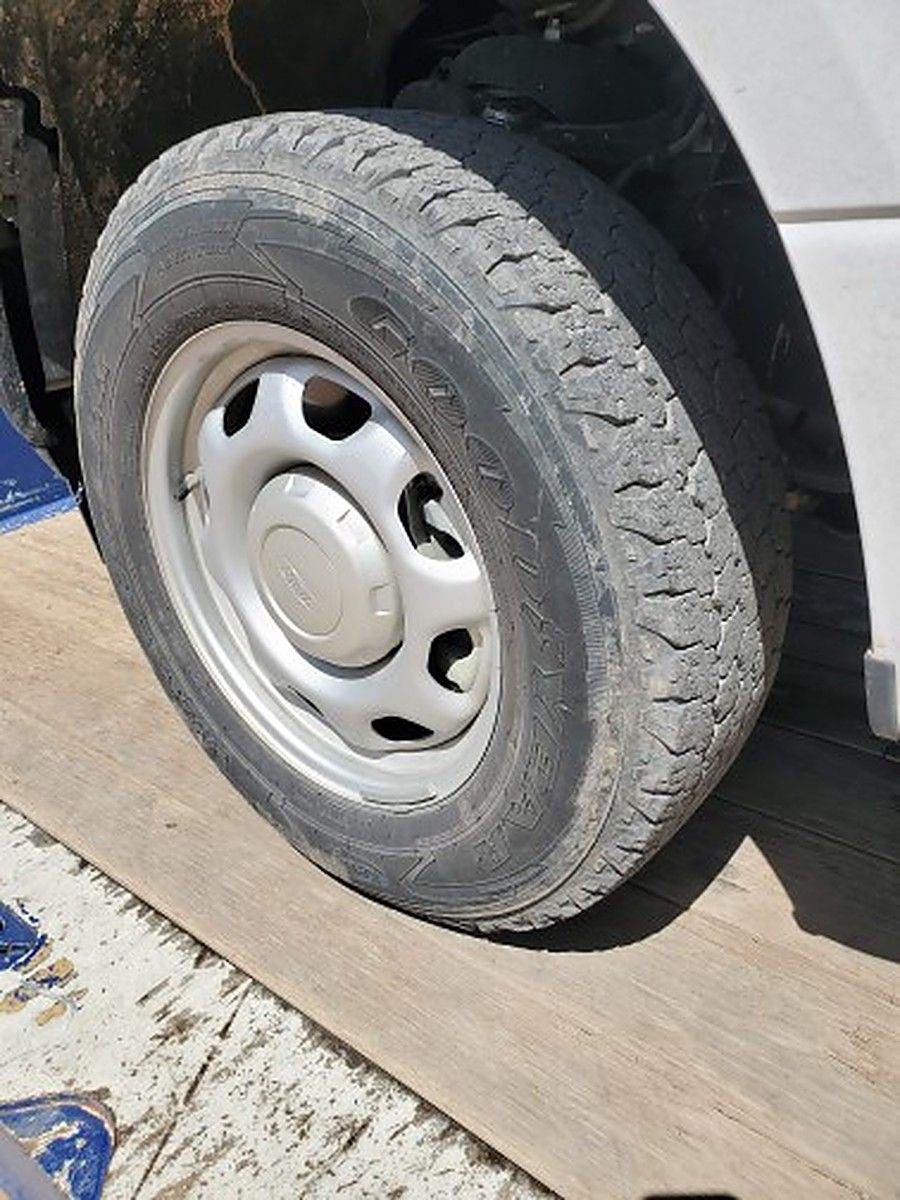 FORD F150CREWXLG4WD photo 15