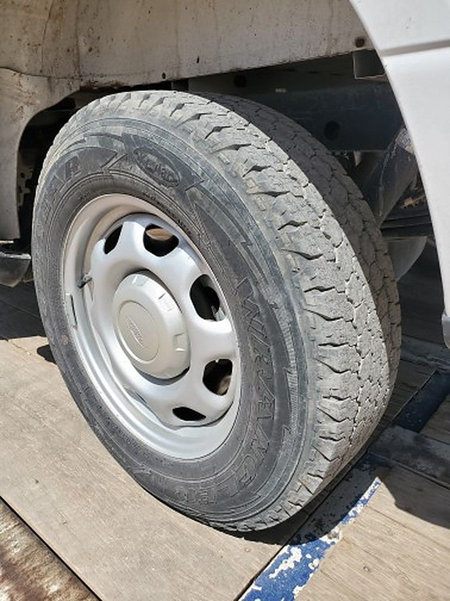 FORD F150CREWXLG4WD photo 9