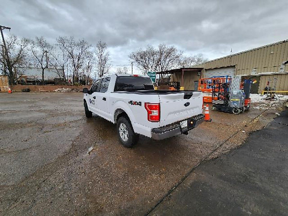 FORD F150CREWXLG4WD photo 4