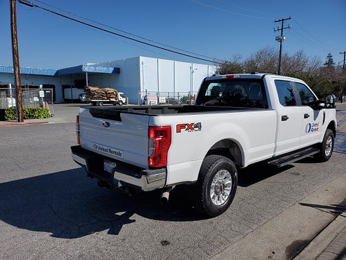 FORD F250CREWXLG4WD photo 3