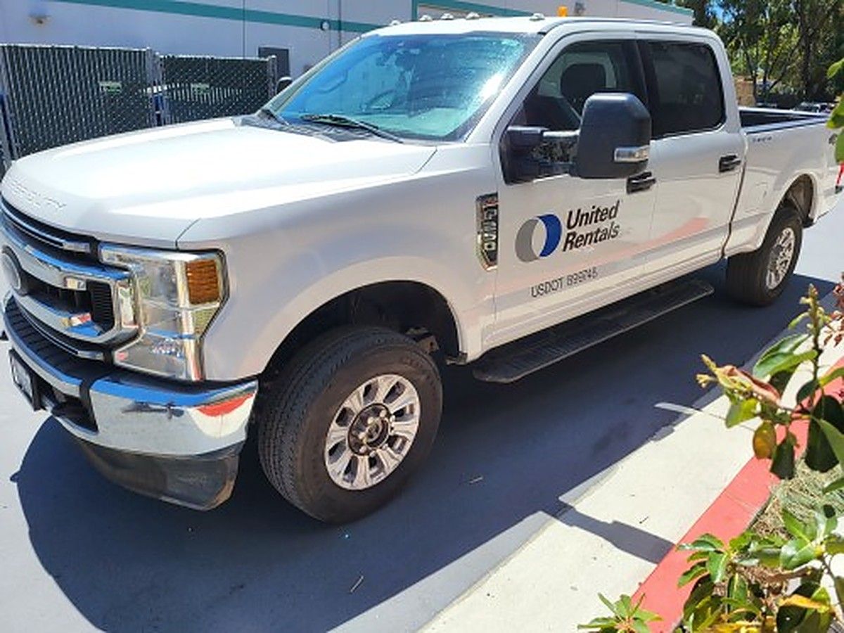 FORD F250CREWXLTG4WD photo 3
