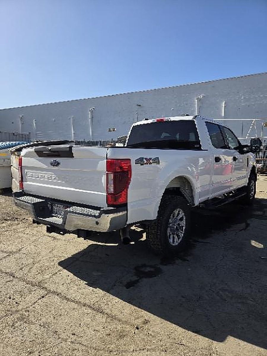 FORD F250CREWXLTG4WD photo 3