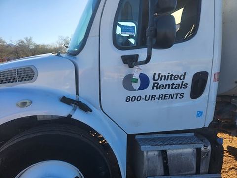 2020 FREIGHTLNR M2 106 WATER Truck Water 2000-2999 Gal Cdl
