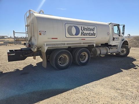 2020 FREIGHTLNR M2 106 WATER Truck Water 4000-4999 Gal