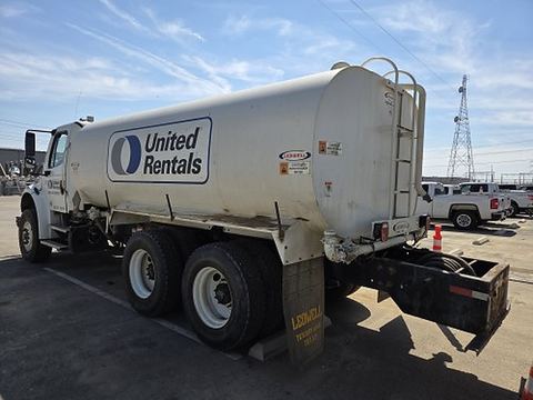 2020 FREIGHTLNR M2 106 WATER Truck Water 4000-4999 Gal