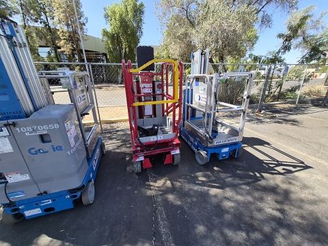 2020 GENIE GR-20 Vertical Lift 18-20' Elec Self Propelled