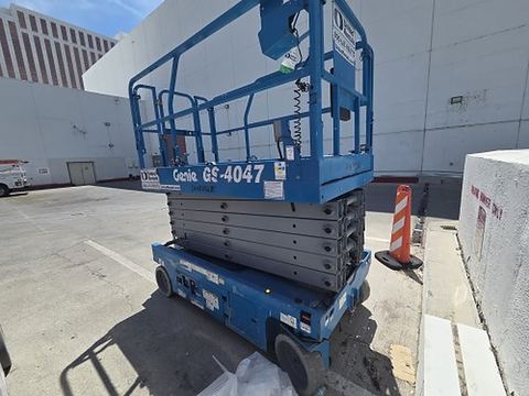 2020 GENIE GS-4047 Scissor Lift 39-40' Electric 45-48"Wide