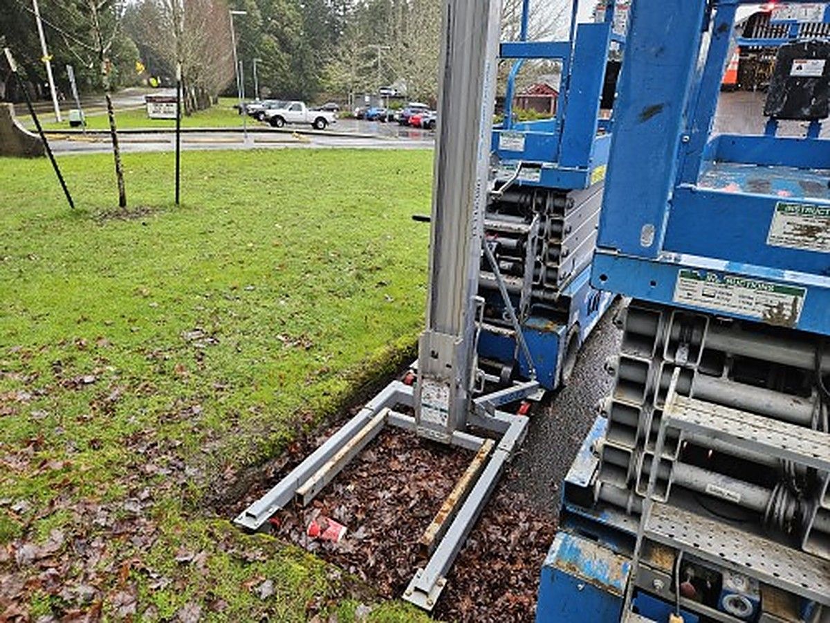 GENIE SLC-12 photo 3