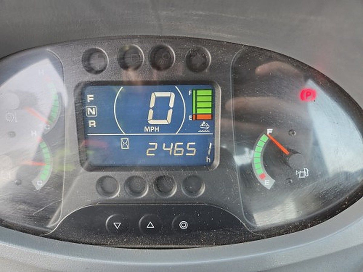 HITACHI ZW150-6 photo 13