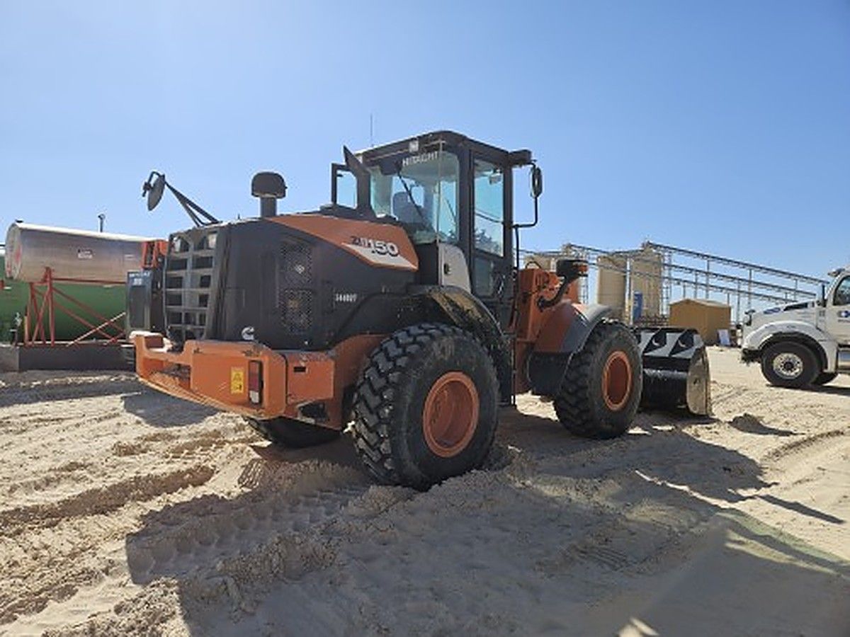 HITACHI ZW150-6 photo 2