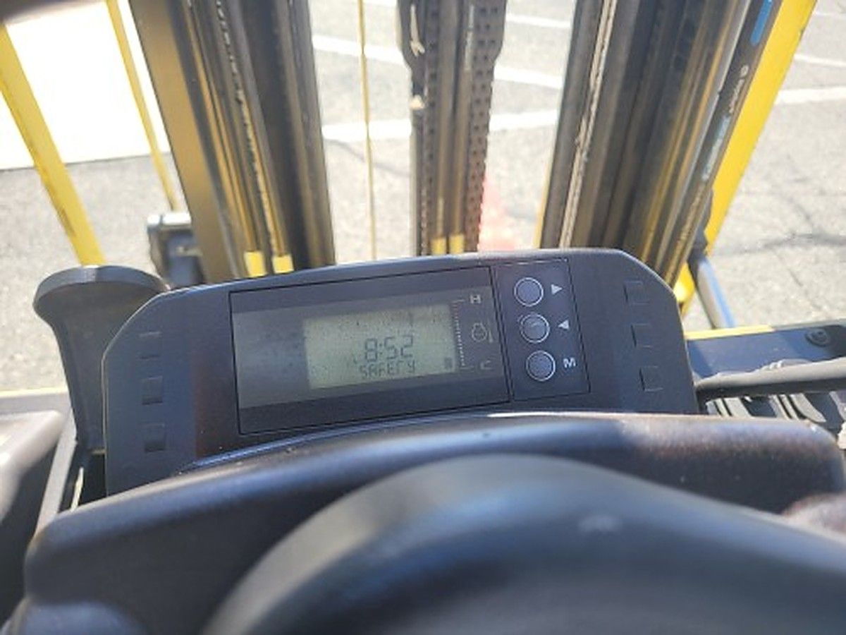 HYSTER H50XT photo 2