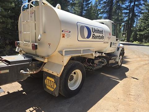 2020 INTERNAT'L 4300 Truck Water 2000-2999 Gal Cdl