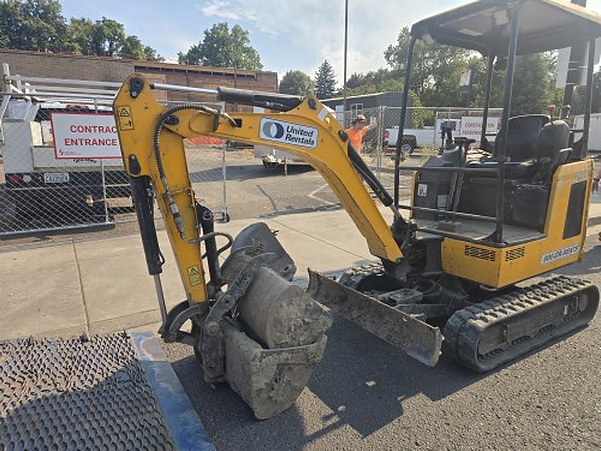 JCB 19C-1E photo 4