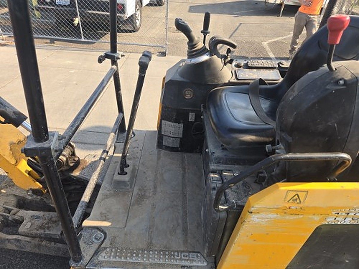 JCB 19C-1E photo 5