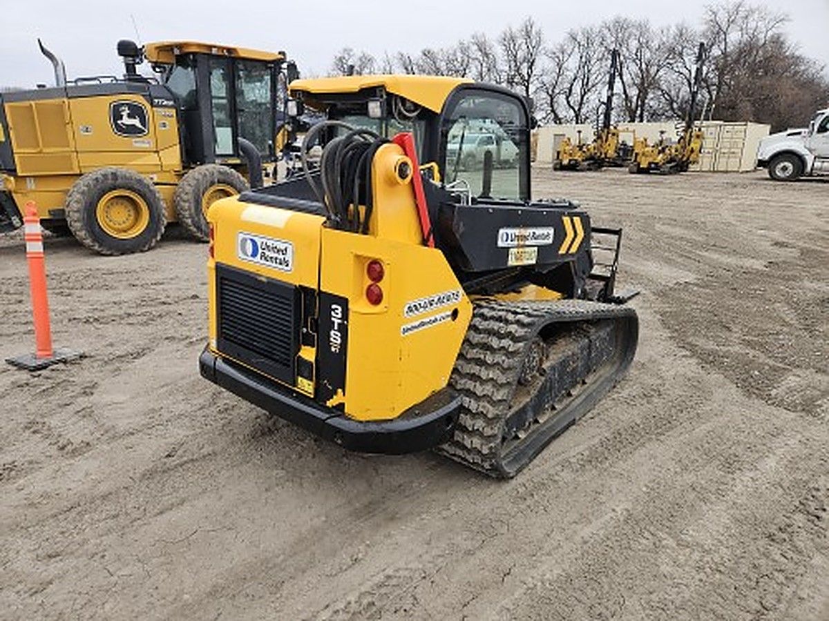 JCB 3TS-8T photo 6