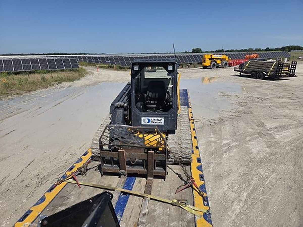 JCB 3TS-8T photo 6