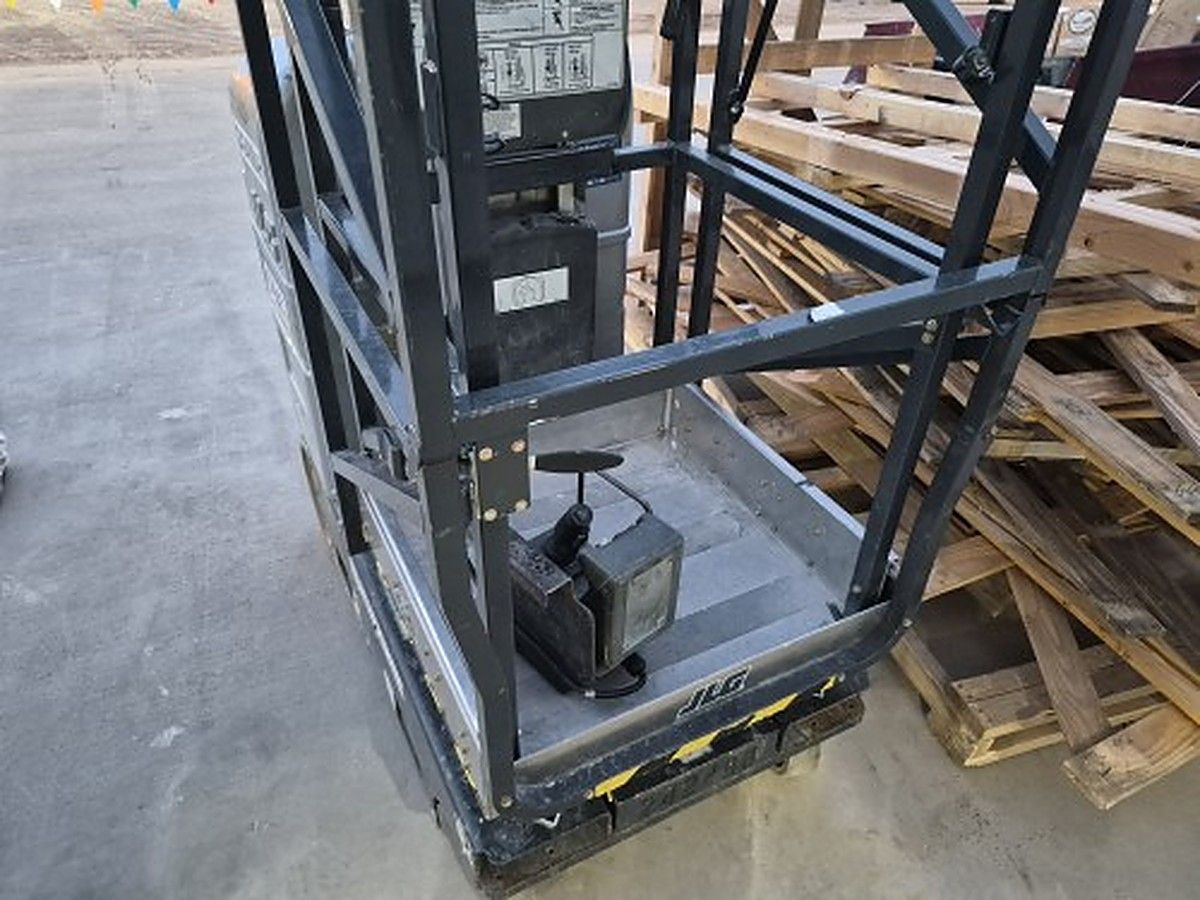JLG 20MVL photo 5