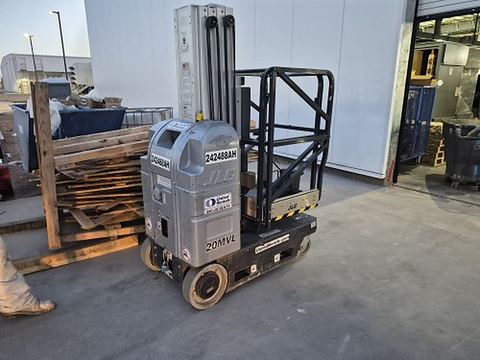 2020 JLG 20MVL Vertical Lift 18-20' Elec Self Propelled