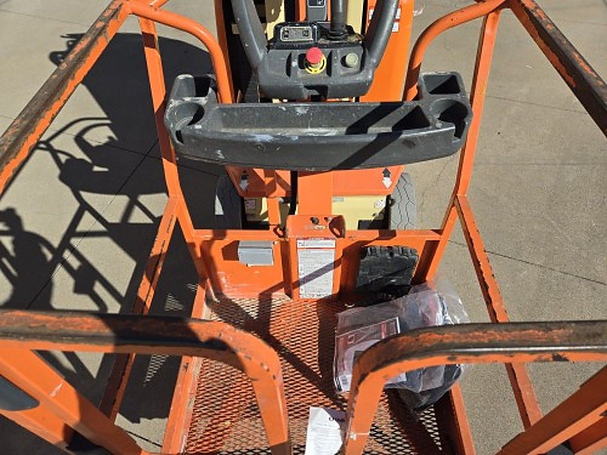 JLG 26E photo 8