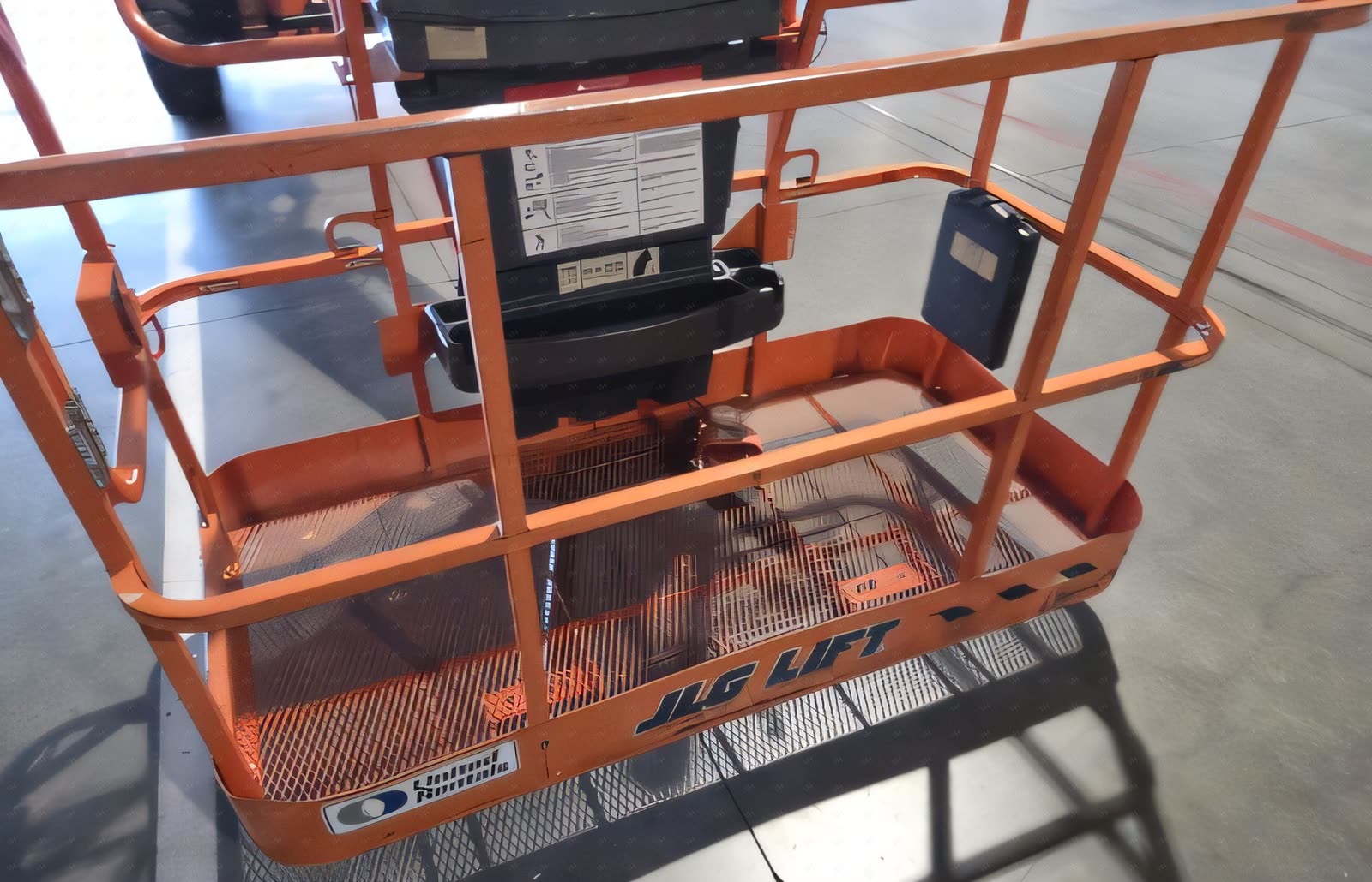 2020 JLG 600AJN BOOM 60-64' NARROW ARTICULATING