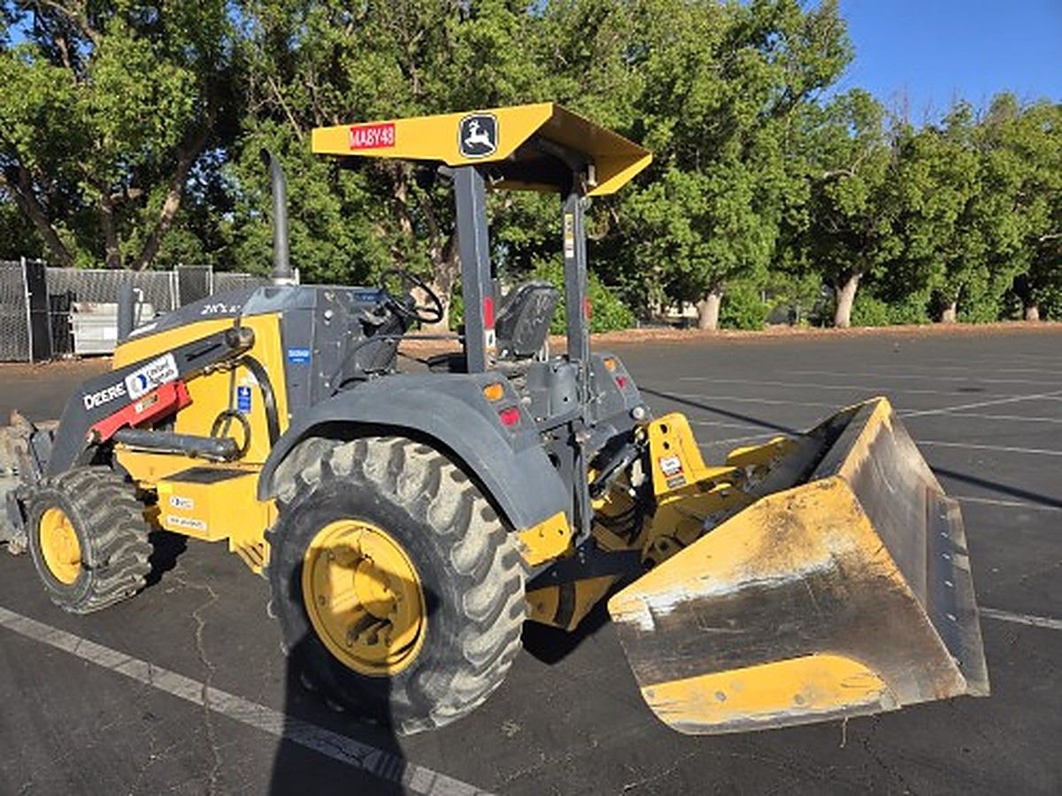 JOHN DEERE 210L EP photo 5