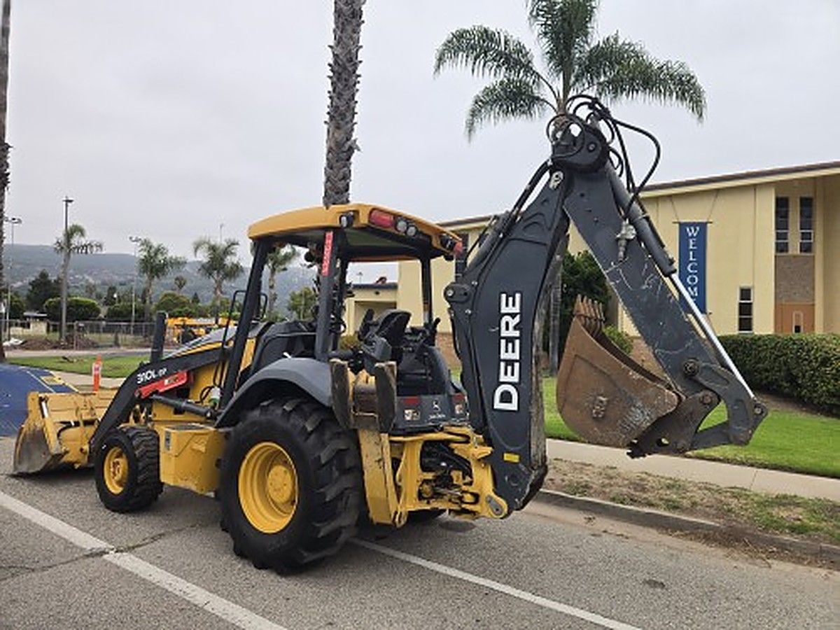 JOHN DEERE 310L EP photo 3