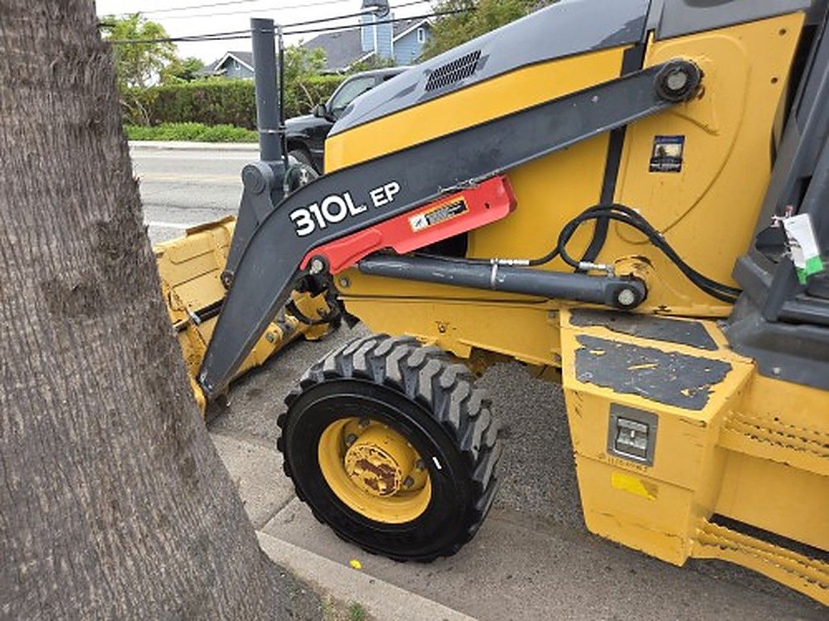 JOHN DEERE 310L EP photo 10