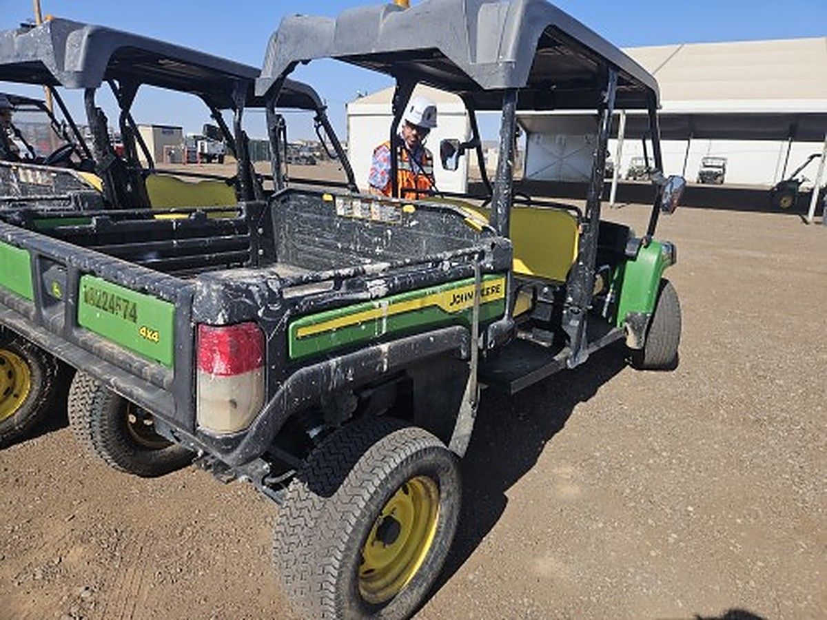 JOHN DEERE XUV855D S4 photo 4