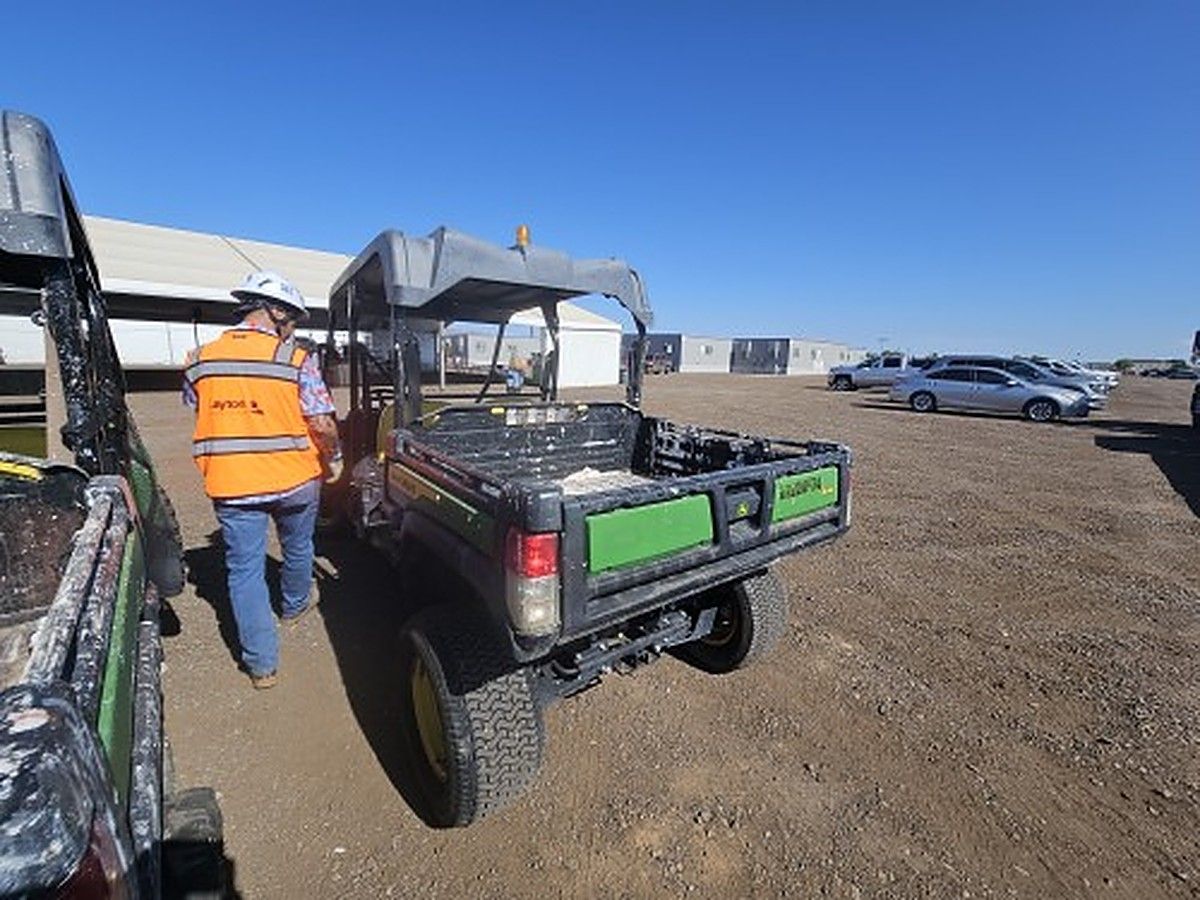 JOHN DEERE XUV855D S4 photo 5