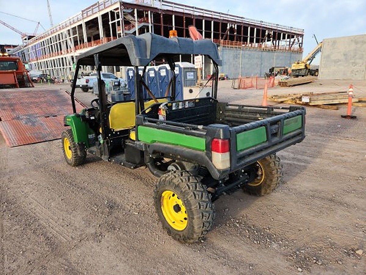 JOHN DEERE XUV855D S4 photo 6