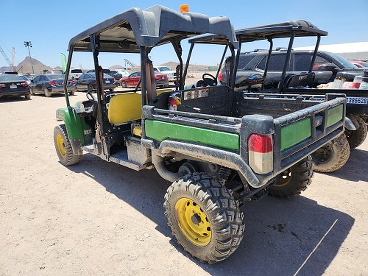JOHN DEERE XUV855D S4 photo 7