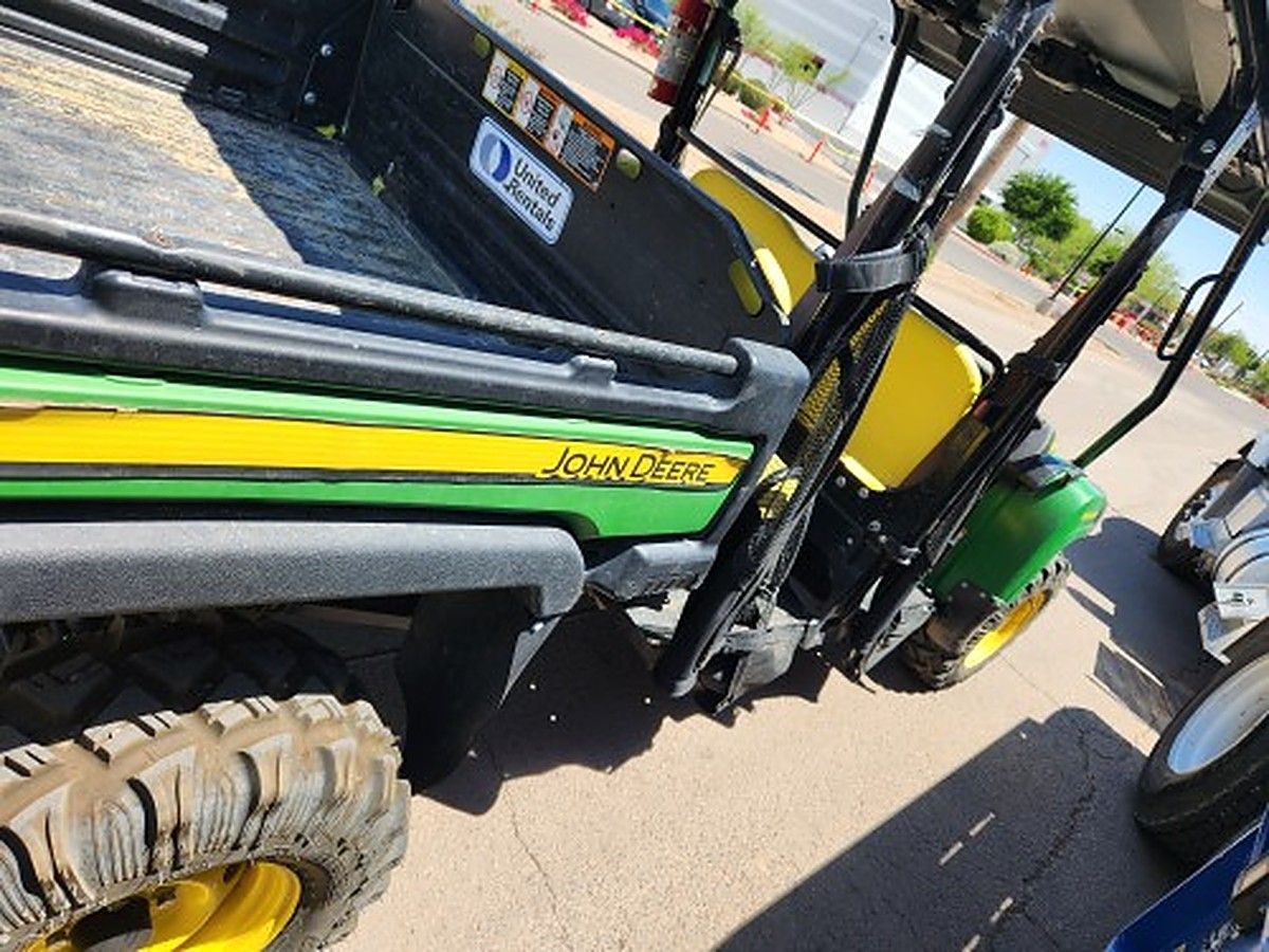 JOHN DEERE XUV855D S4 photo 10