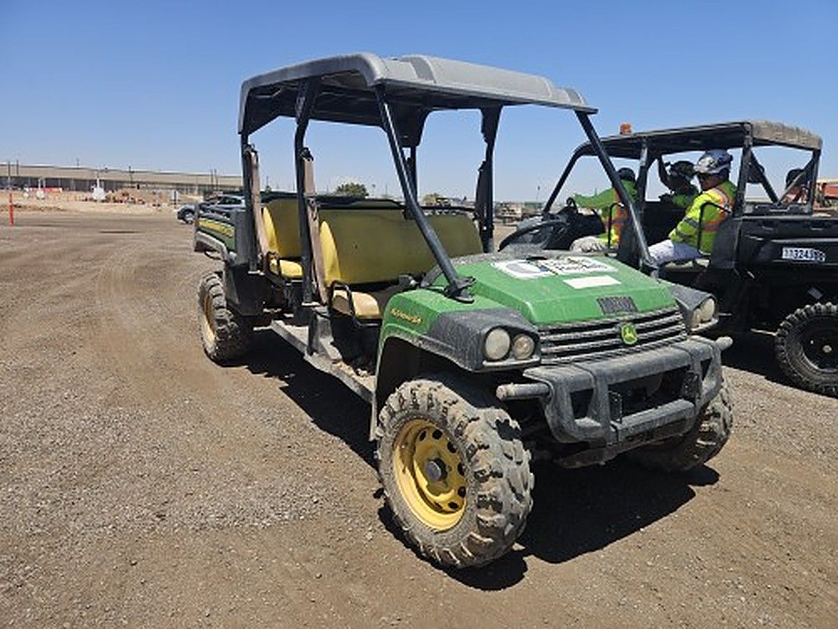 JOHN DEERE XUV855D S4 photo 3