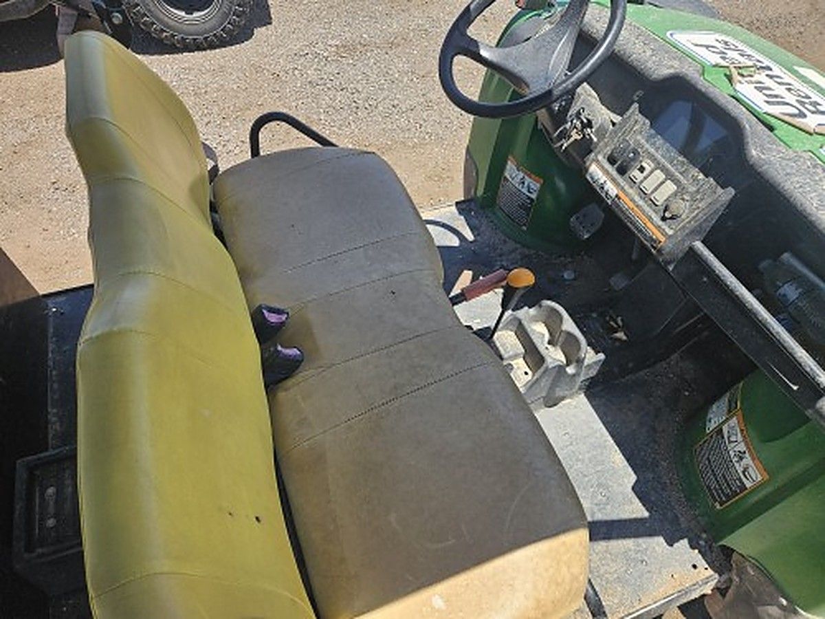 JOHN DEERE XUV855D S4 photo 4