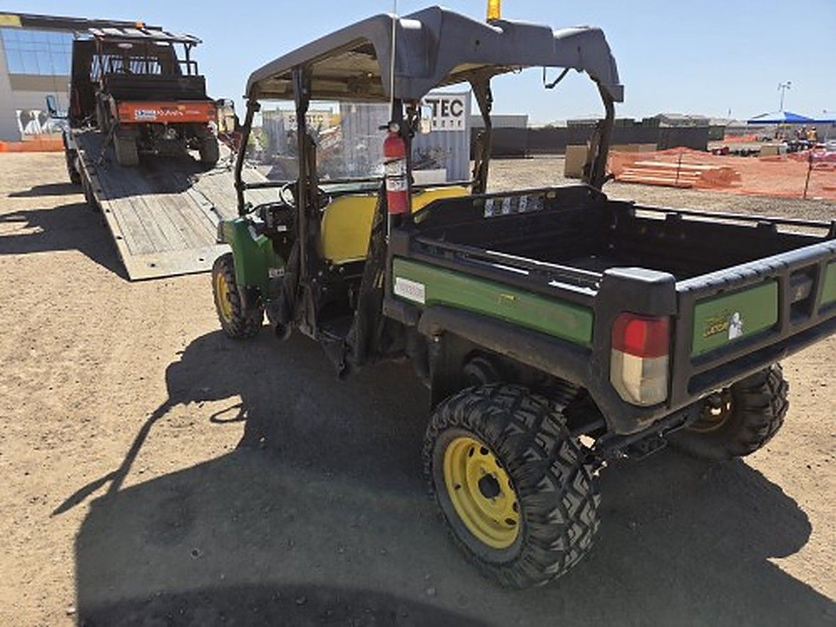JOHN DEERE XUV855D S4 photo 3